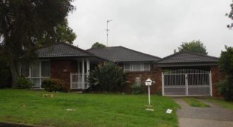 10 Richmond Cres, Campbelltown, NSW 2560