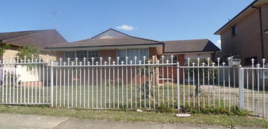 120 Prairie Vale Rd, Bossley Park, NSW 2176