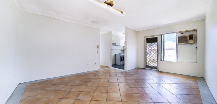 2/11 Gilbert St, Cabramatta, NSW 2166