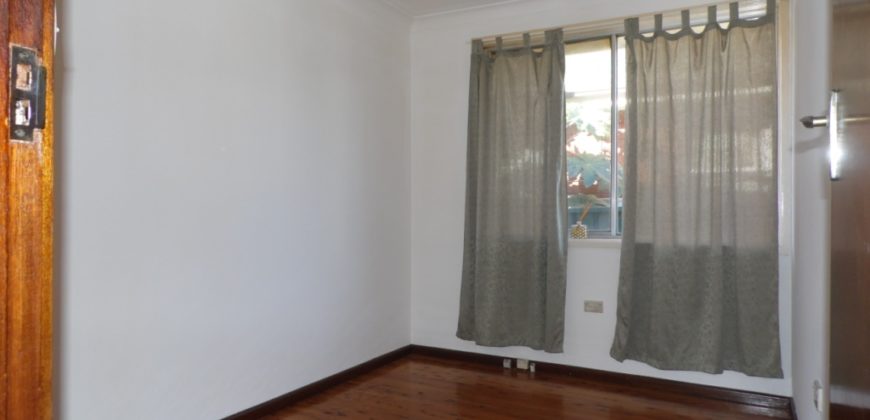 8 Bramley Street Fairfield West NSW 2165