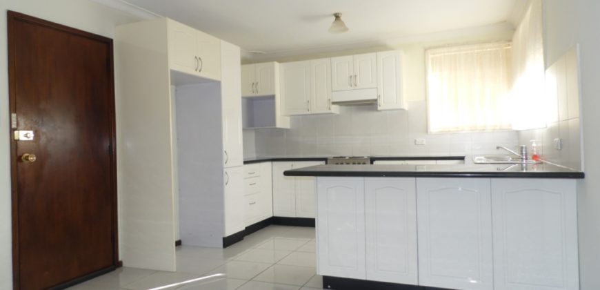 8 Bramley Street Fairfield West NSW 2165
