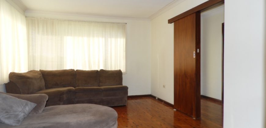 8 Bramley Street Fairfield West NSW 2165