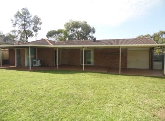 19 Lord Howe Dr, Green Valley NSW 2168