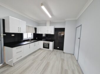 10 Katrina Cres, Cabramatta West, NSW 2166