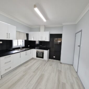 10 Katrina Cres, Cabramatta West, NSW 2166